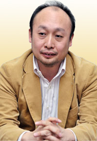 佐藤隆司氏