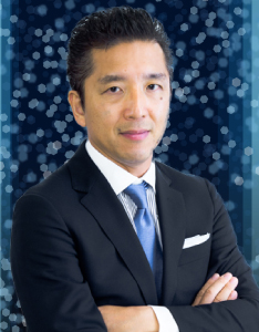  江守哲